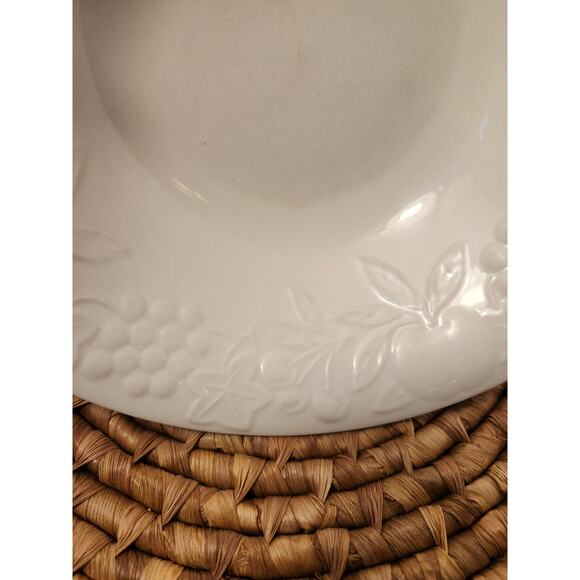 Gibson China Embossed Fruit Serving Bowl 9.5" Apple Grapes Leaves White Single - Picture 13 of 13